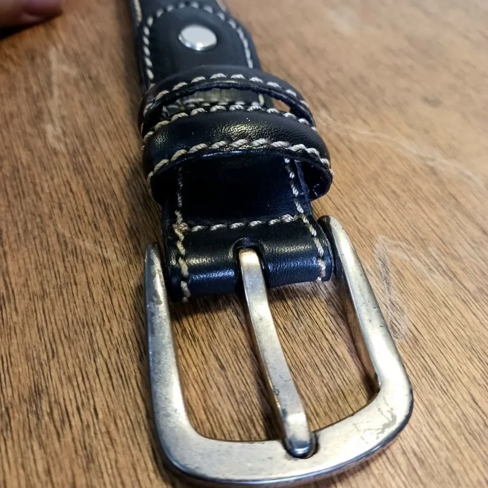 VINTAGE GAP Black Leather Belt Contrast Ivory Stitching Silver Buckle Size M 34